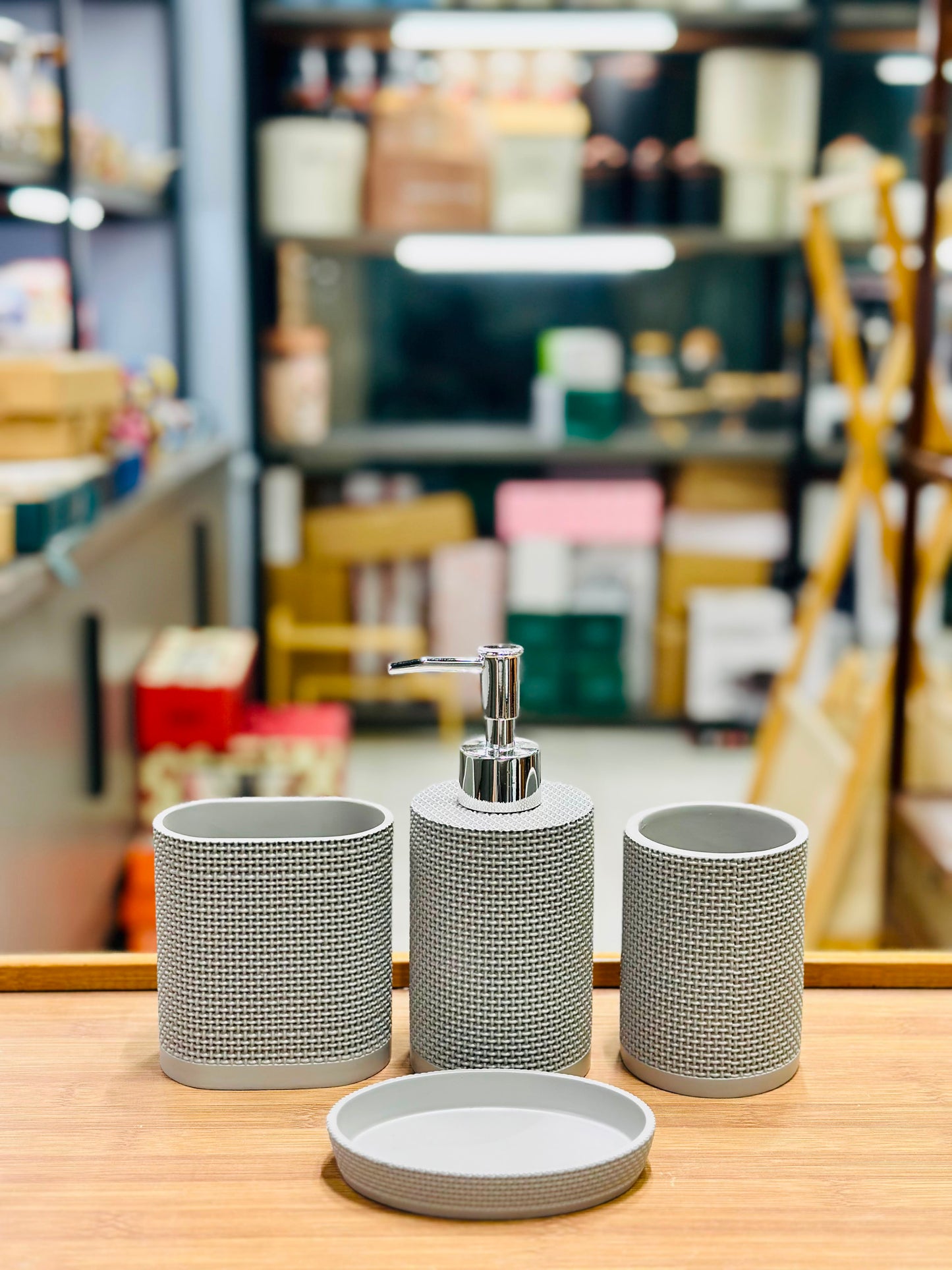 Aesthetic 4-Piece Woven Texture Bathroom Accessory Set