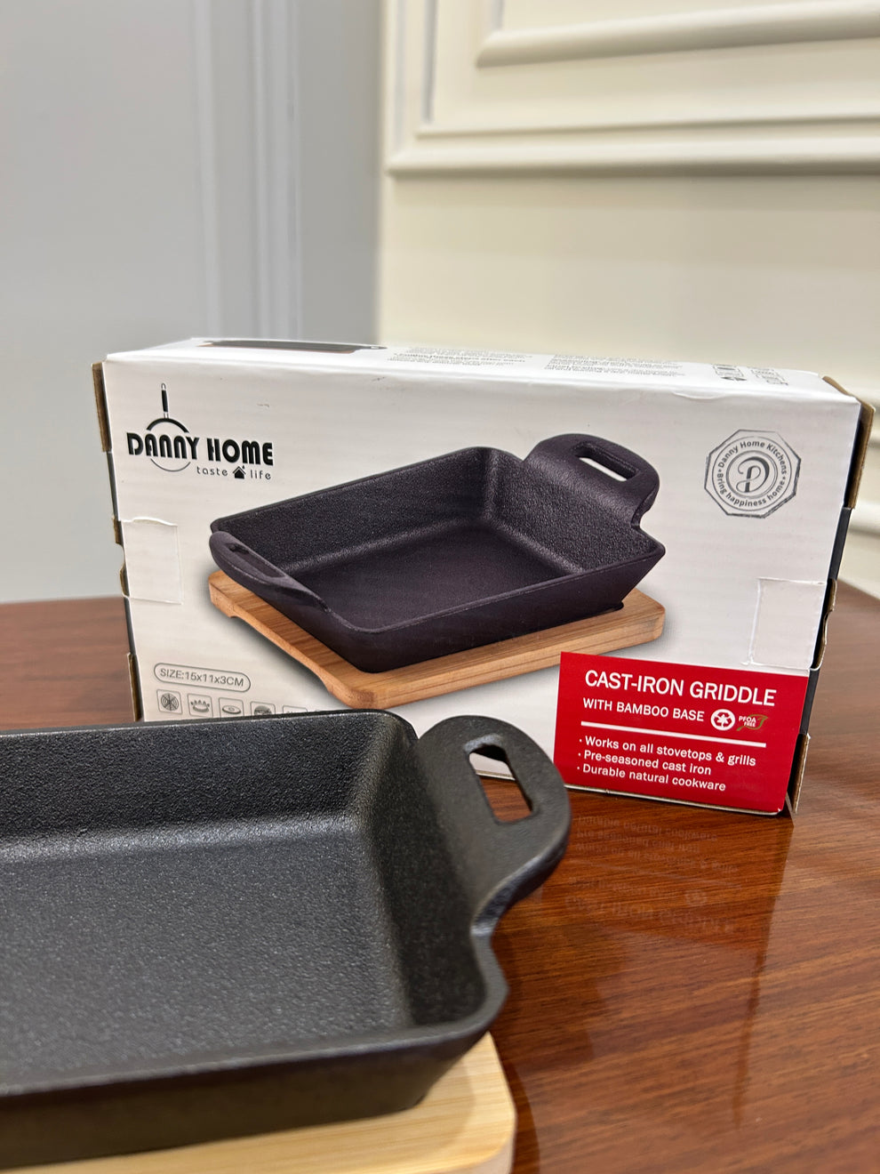 DannyHOME Pre-Seasoned Cast Iron Griddle Pan with Bamboo Base - My Store