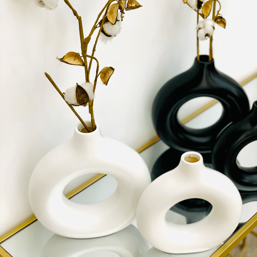 Modern Minimalist Heavy Plastic Donut Vase