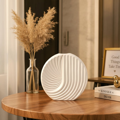 Premium Ceramic Spiral Wave Vase – Modern Accent Table Decor