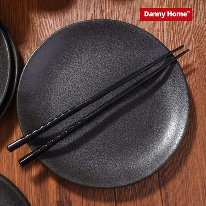 Danny Home™ 7.5" Matte Black Porcelain Flat Plate