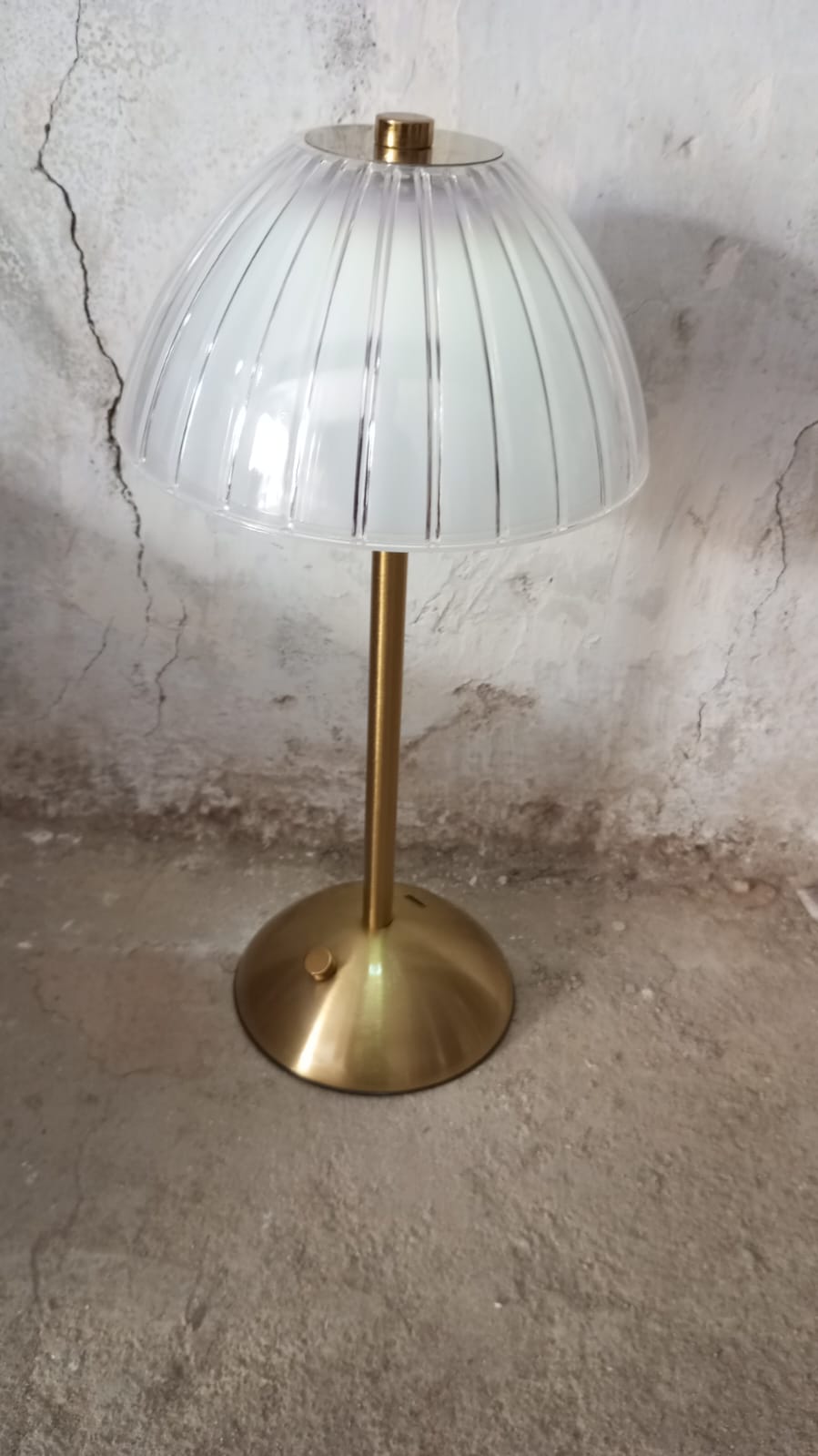 Modern Rechargeable Mushroom Table Lamp – 3 Color Dimmable Cordless LED Lamp