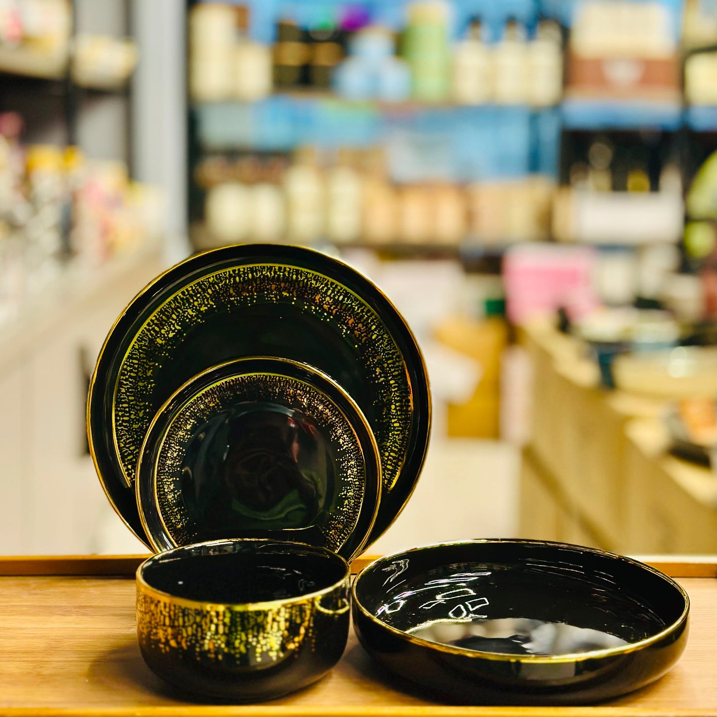 Luxury 24-Piece Black & Gold Dinner Set (Service for 6)