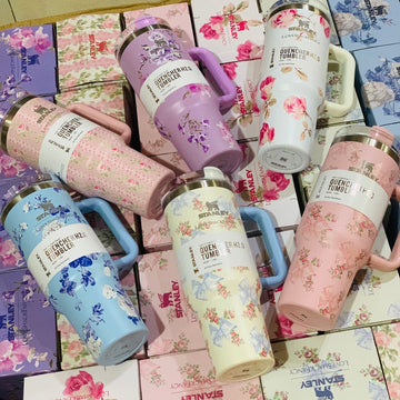 🌸 STANLEY “Love the Shakes” Floral Quencher H2.0 Tumbler with Stopper (40oz / 1.18L)