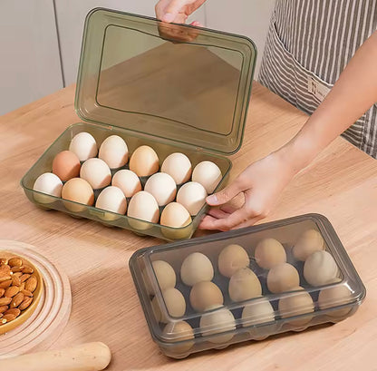 This 15 grids egg storage box