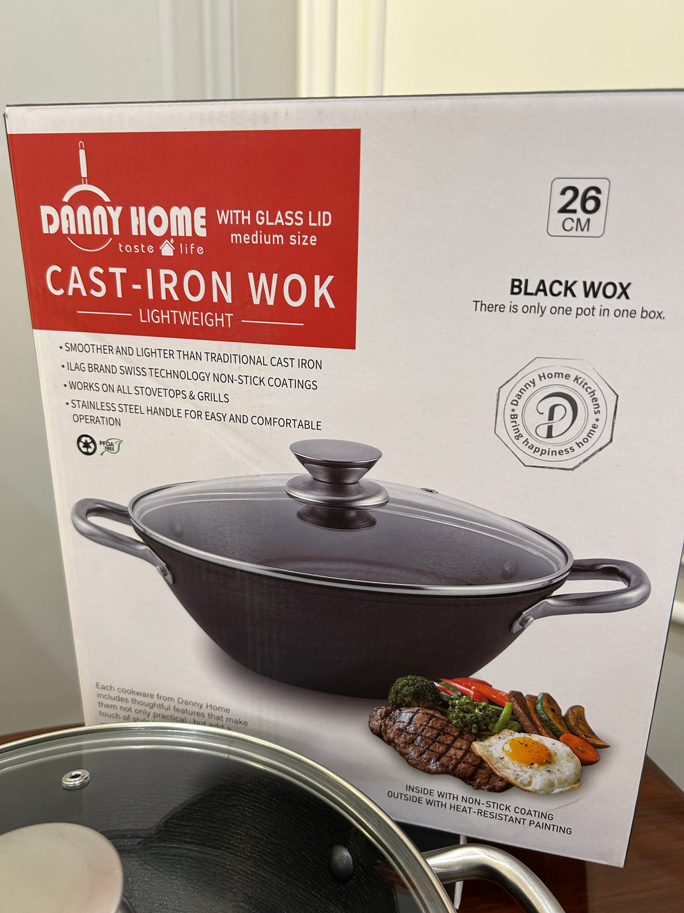 DannyHOME Premium Lightweight Cast-Iron Wok Casserole with Glass Lid